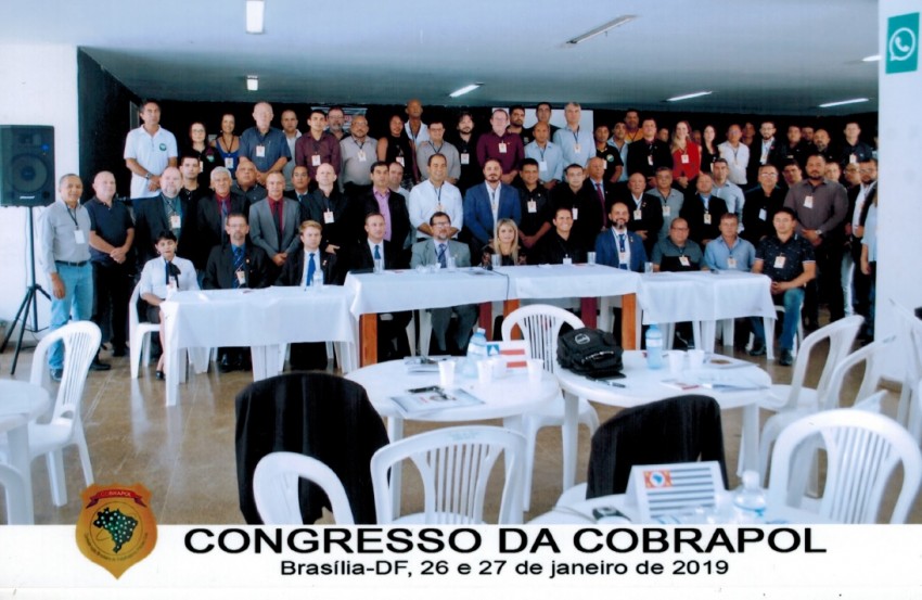 COBRAPOL JUNTAMENTE COM AS FEDERAÇÕES SUDESTE, SUL, NORTE, NORDESTE E CENTRO OESTE, REALIZARAM O CONGRESSO EXTRAORDINÁRIO E EM CLIMA DE UNIDADE E DISPOSIÇÃO DE LUTA