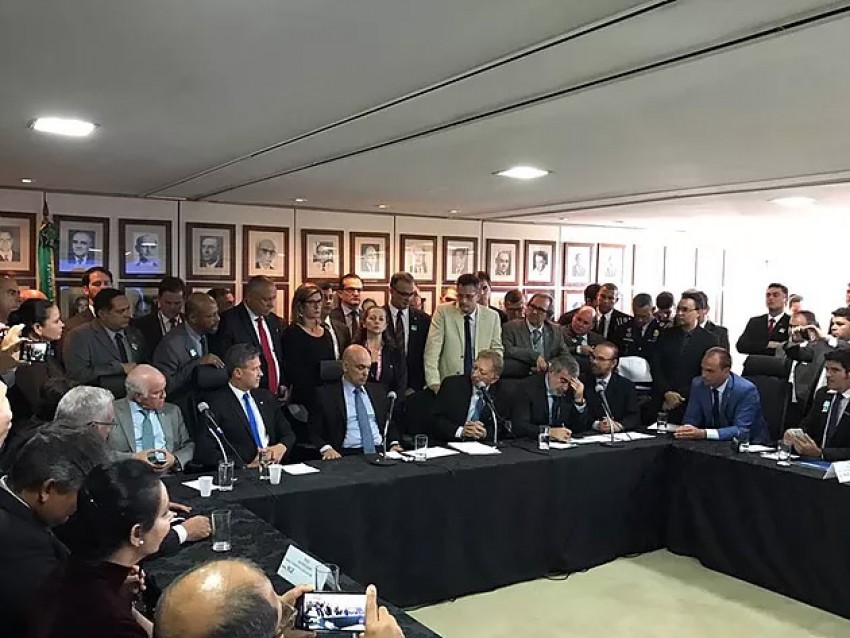 TEMER DECIDIRÁ SOBRE APOSENTADORIA DOS POLICIAIS CIVIS COM A PEC 287/16
