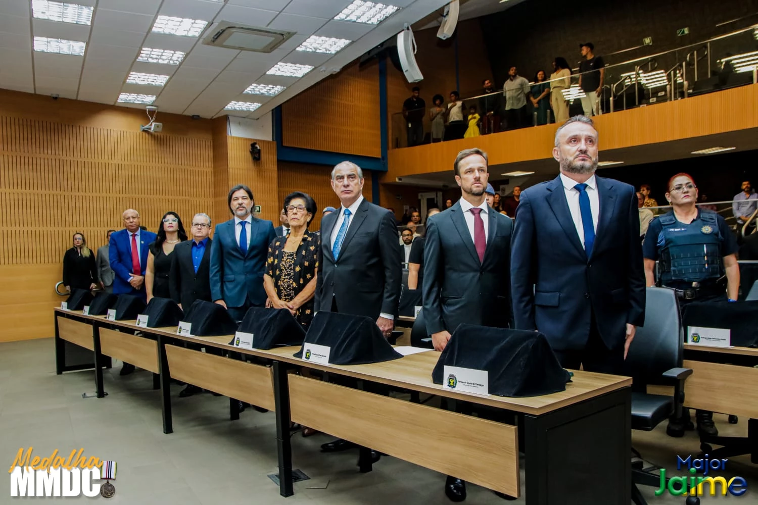 PRESIDENTE DO SINPOL CAMPINAS É HOMENAGEADO COM MEDALHA M.M.D.C NA CÂMARA MUNICIPAL DE CAMPINAS.