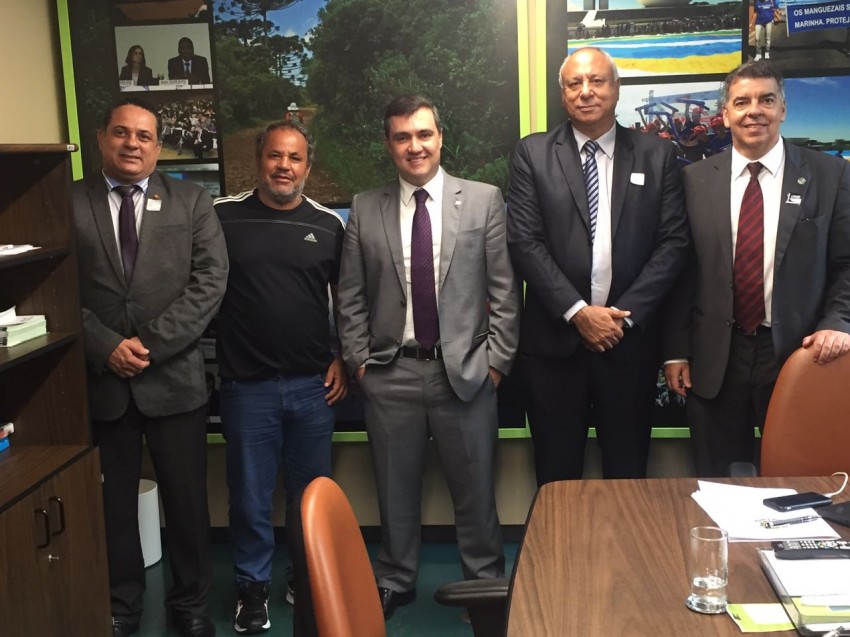 PALAVRA DO PRESIDENTE DA FEIPOL SUDESTE AOS POLICIAIS CIVIS SOBRE A PEC 287/16 (PROVIDÊNCIA)